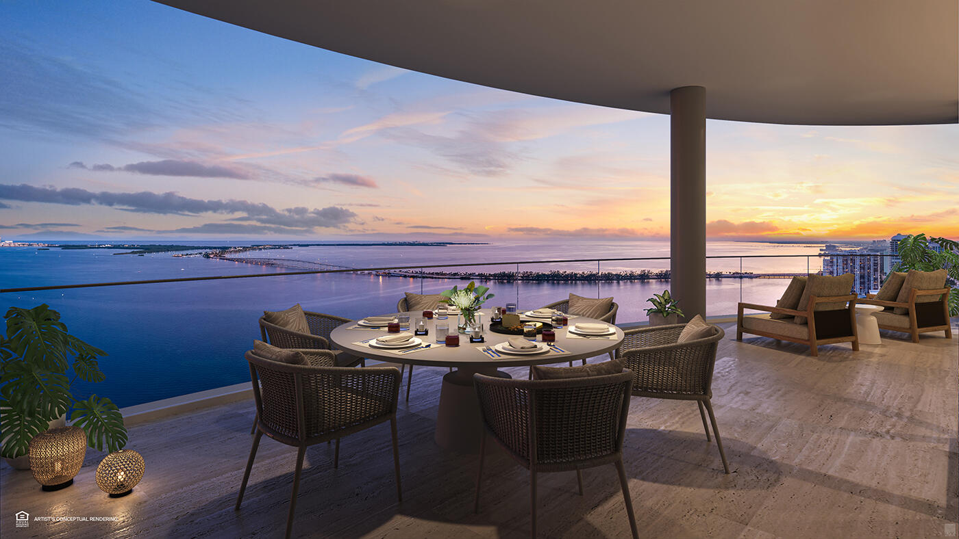 Astor Balcony